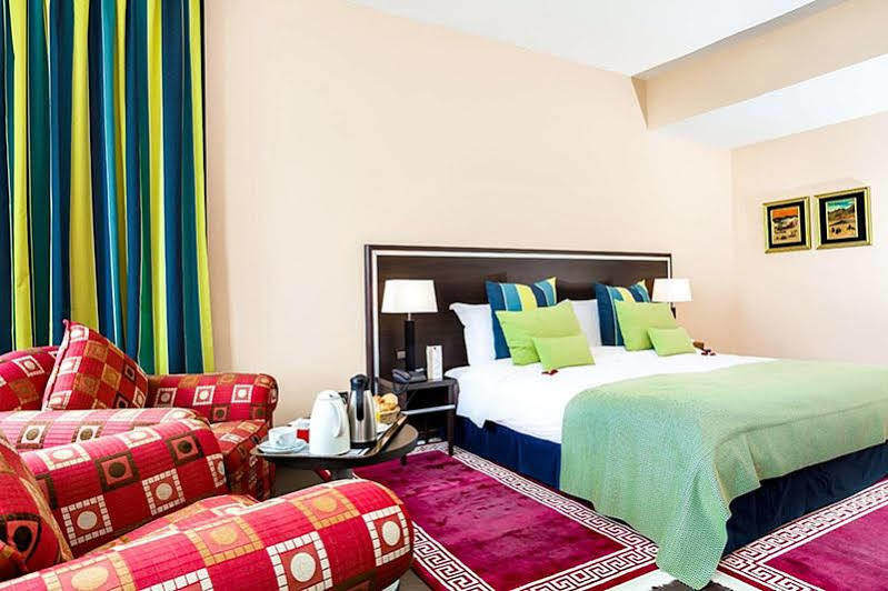 Atlas Rif Front Beach Tanger Hotel Екстериор снимка